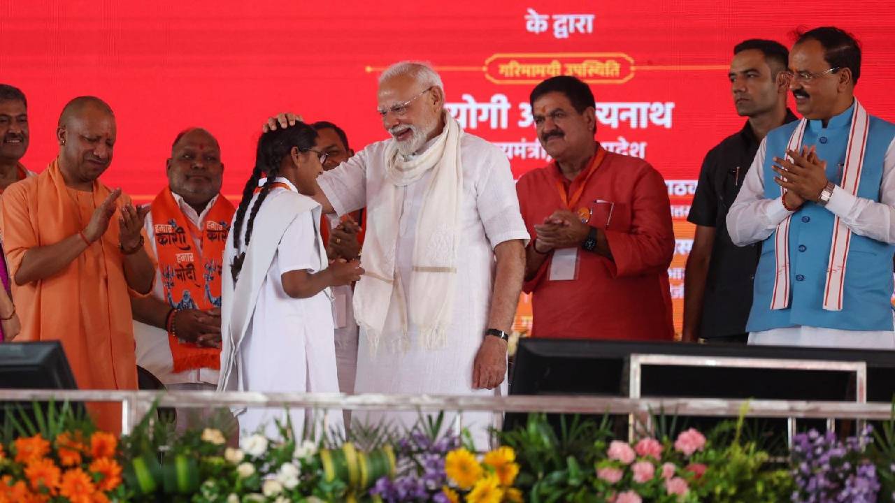 ಟ್ರಂಪ್ ಶೇ. 25ರಷ್ಟು ಸುಂಕಕ್ಕೆ ಸ್ವದೇಶಿ ಮಂತ್ರದ ಮೂಲಕ ಮೋದಿ ತಿರುಗೇಟು