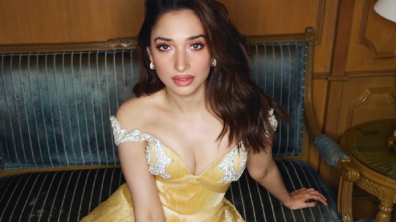 Tamannaah Bhatia: ತಮನ್ನಾ ಭಾಟಿಯಾ ಗ್ಲಾಮರ್ ಲುಕ್ಸ್ಗೆ ಮನಸೋತ ಫ್ಯಾನ್ಸ್ - Image 1
