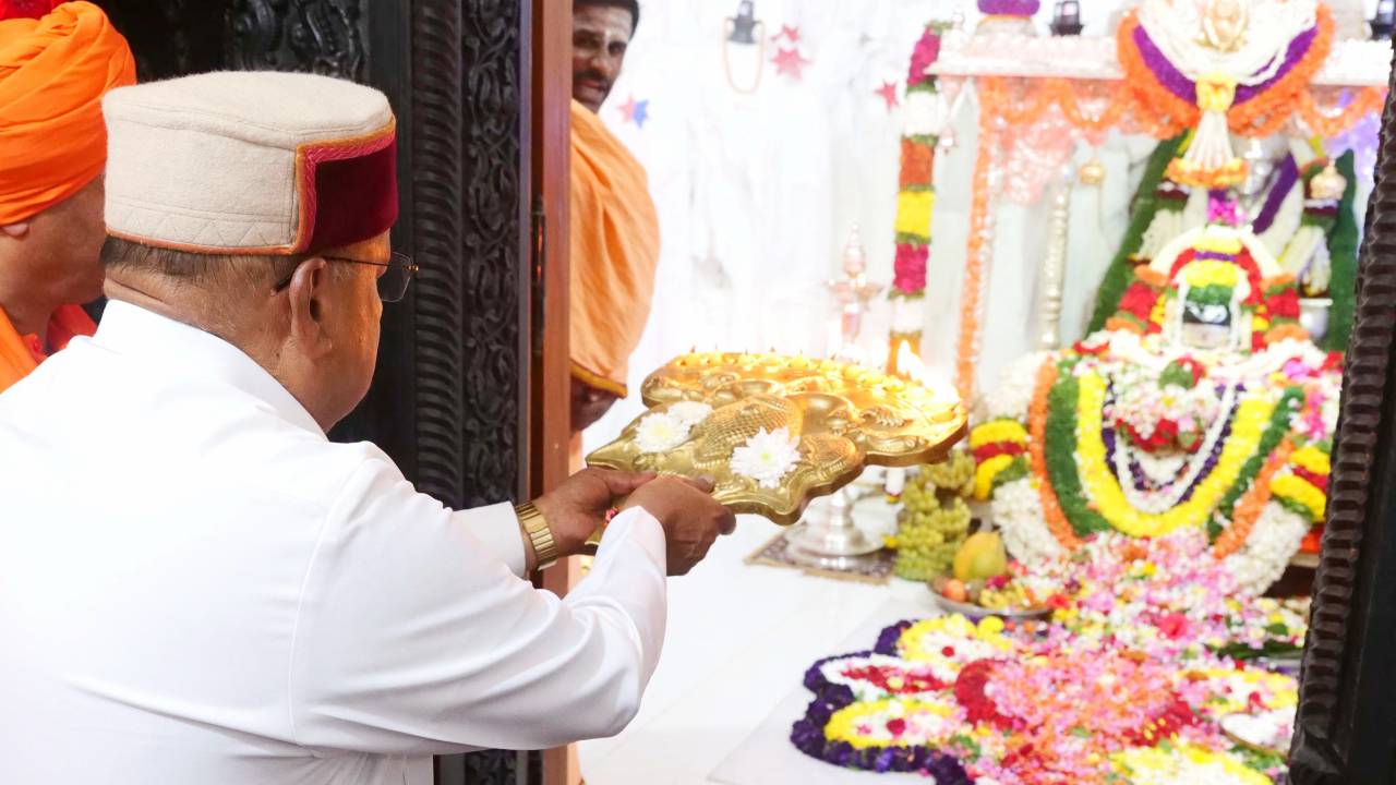 ಶಿವಕುಮಾರ ಶ್ರೀಗಳು ಸರಳ ಜೀವನ, ಉನ್ನತ ಚಿಂತನೆ ಅಳವಡಿಸಿಕೊಂಡಿದ್ದರು: ರಾಜ್ಯಪಾಲ ಗೆಹ್ಲೋಟ್