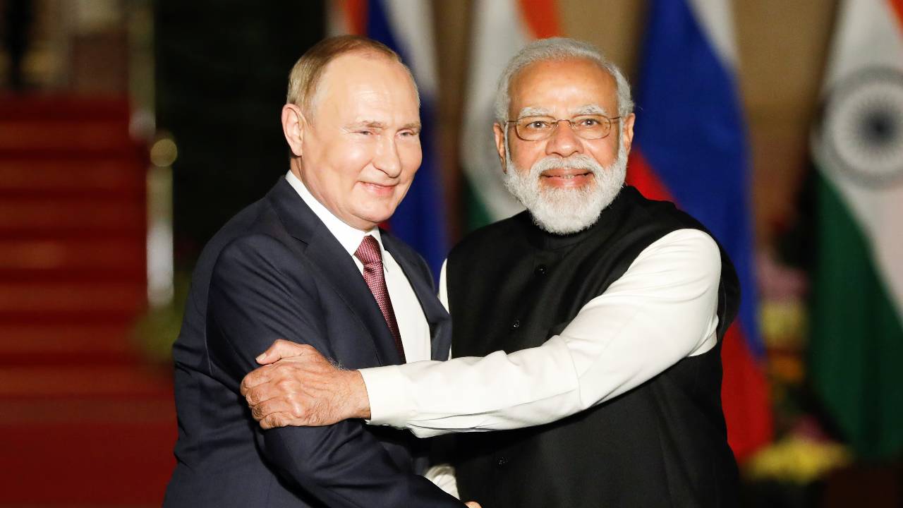 ರಷ್ಯಾ ಅಧ್ಯಕ್ಷ ಪುಟಿನ್‌ ಜತೆ ಮೋದಿ ಸಂಭಾ‍ಷಣೆ