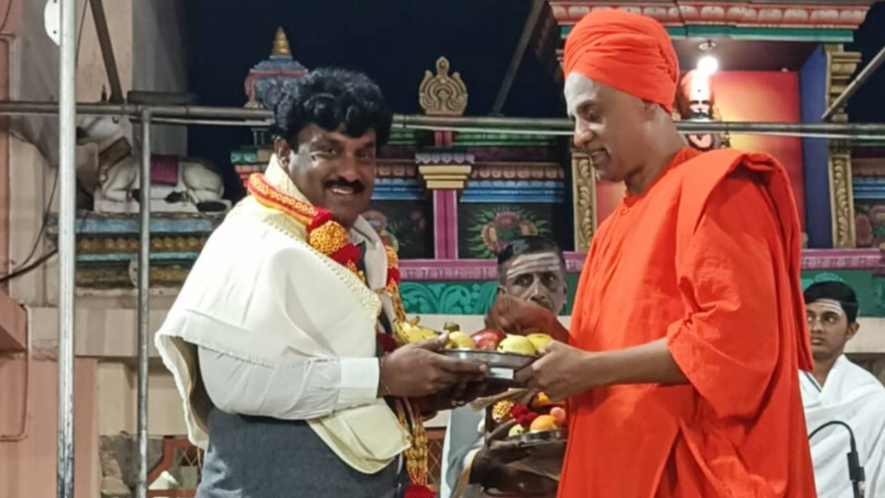 Tumkur News: ಡಾ.ಮೌಲಾ ಷರೀಫ್ ಅವರದ್ದು ಮಾತೃ ಹೃದಯ- ಶ್ರೀ ಸಿದ್ದಲಿಂಗ ಸ್ವಾಮೀಜಿ