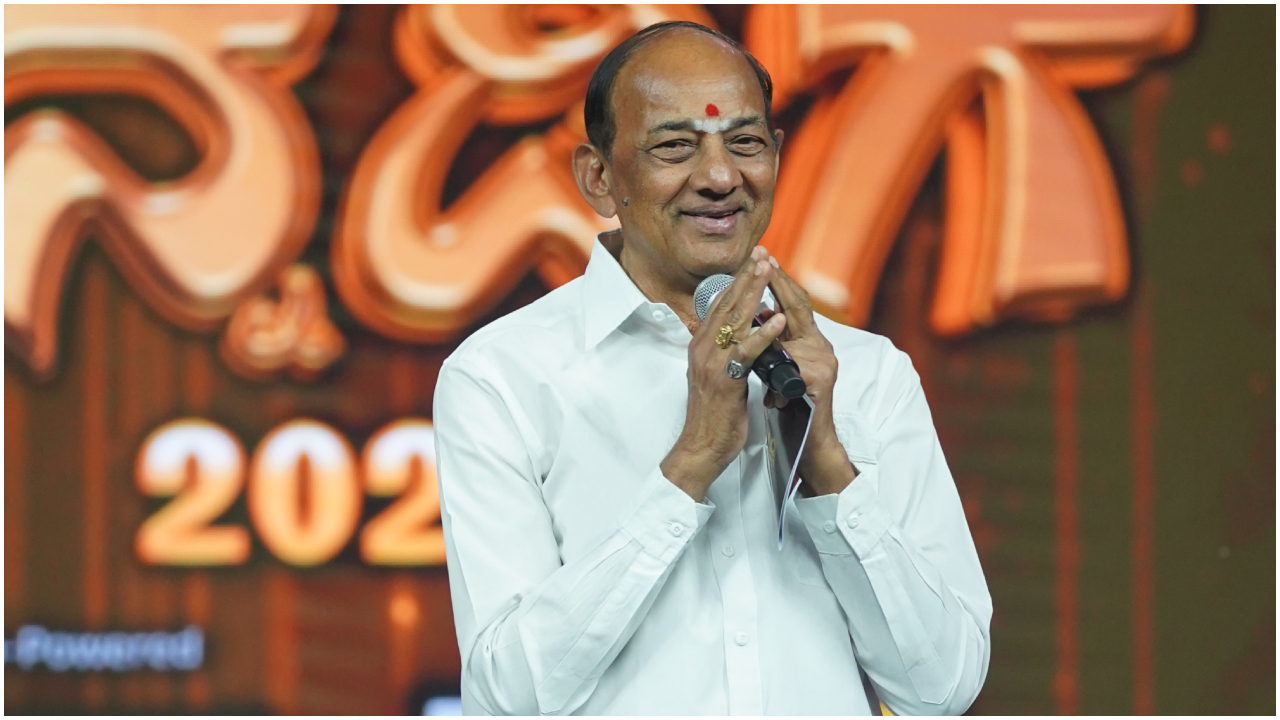 ನಾಡಿನ ಹಲವು ಸಾಧಕರಿಗೆ ʻಉದಯ ಕನ್ನಡಿಗ-2025ʼ ಪುರಸ್ಕಾರ; ಈ ಸಮಾರಂಭಕ್ಕೆ ಯಾರೆಲ್ಲಾ ಬಂದಿದ್ರು? - Image 5