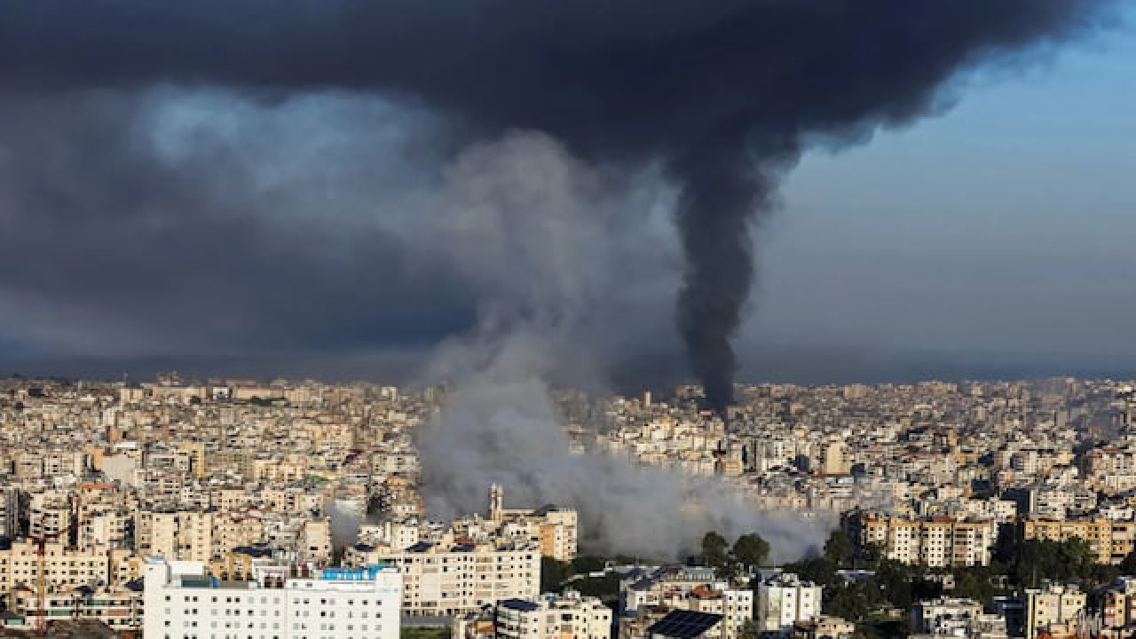 ಇರಾನ್‌- ಇಸ್ರೇಲ್‌ ಯುದ್ಧ; ಅಬುಧಾಬಿ, ದುಬೈನಲ್ಲಿ ಭಾರೀ ಸ್ಫೋಟ