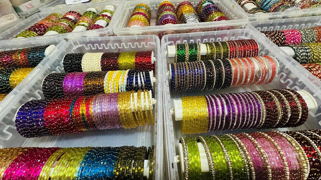 Ugadi-Ramzan Fashion 2026: ಯುಗಾದಿ-ರಂಜಾನ್ ಸೀಸನ್‌ನಲ್ಲಿ ಬ್ಯಾಂಗಲ್ಸ್ ಕಲರವ!