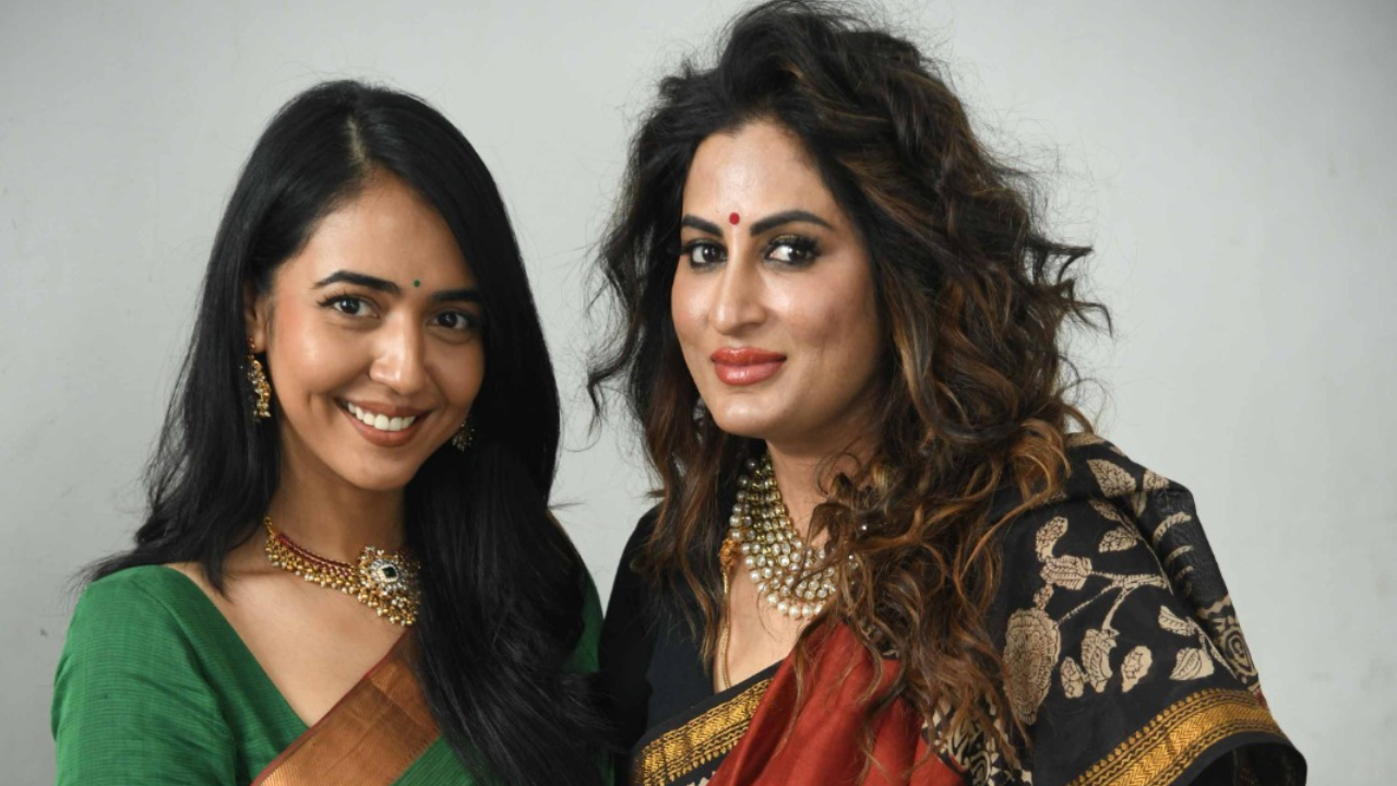 ರೂಪಾ ಅಯ್ಯರ್‌ ನಿರ್ದೇಶನದ 'ಆಜಾದ್ ಭಾರತ್'; ಇದು ಹಿಂದಿ ಸಿನಿಮಾ!