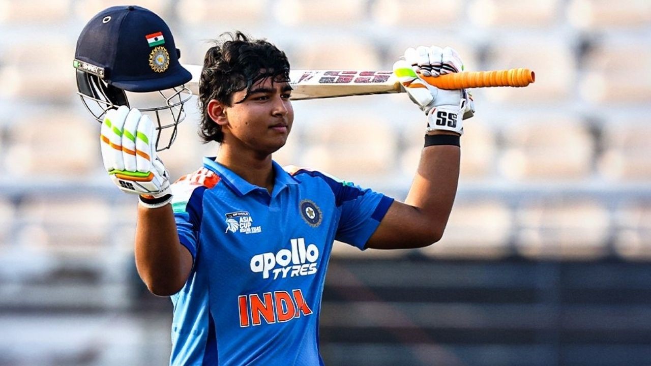 32 ಎಸೆತಗಳಲ್ಲಿ ವೇಗದ ಶತಕ ಬಾರಿಸಿದ ವೈಭವ್‌ ಸೂರ್ಯವಂಶಿ!