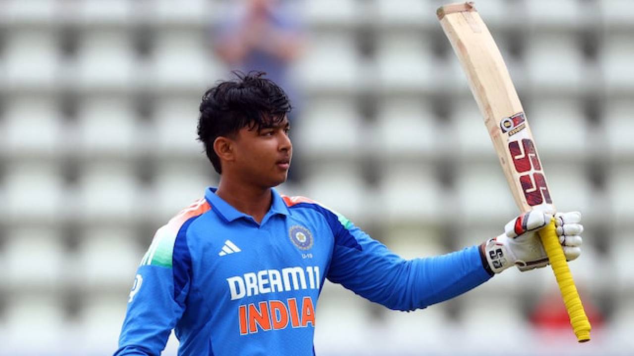 U19 ಏಷ್ಯಾ ಕಪ್‌ನಲ್ಲಿ ದಾಖಲೆಯ ಶತಕ ಬಾರಿಸಿದ ವೈಭವ್ ಸೂರ್ಯವಂಶಿ