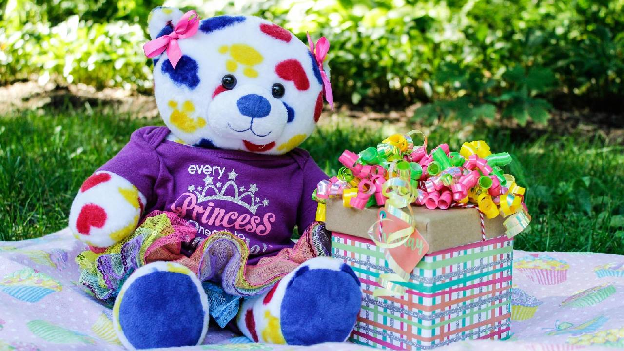 Valentines Week 2026: ವ್ಯಾಲೆಂಟೈನ್ಸ್ ವೀಕ್‌ನಲ್ಲಿ ಟ್ರೆಂಡಿಯಾಗಿರುವ 3 ಟೆಡ್ಡಿಬೇರ್ಸ್! - Image 5