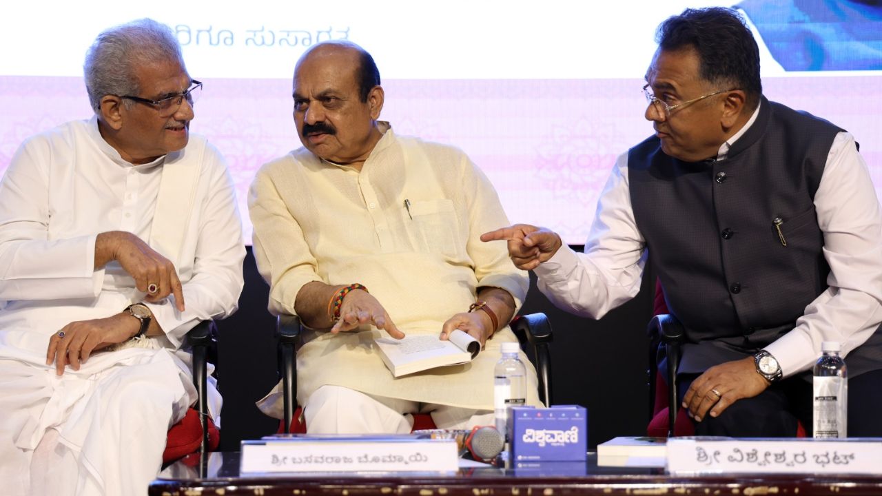 ಹೆಗ್ಗಡೆಯವರೇ, ಟೀಕೆಗಳಿಗೆ ಬೆದರದೆ ಮುಂದುವರಿಯಿರಿ: ವಿಶ್ವೇಶ್ವರ ಭಟ್