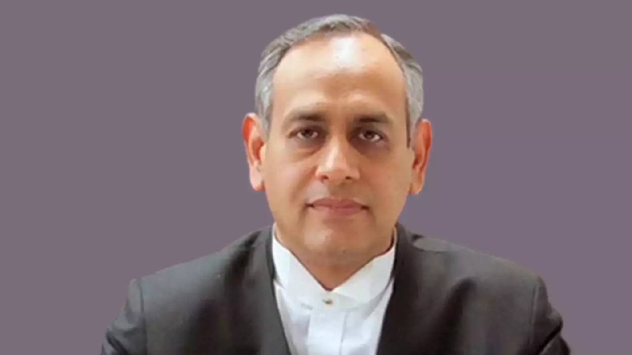 ಕರ್ನಾಟಕ ಹೈಕೋರ್ಟ್ಗೆ ಮುಖ್ಯ ನ್ಯಾಯಮೂರ್ತಿಗಳ ಬಡ್ತಿ