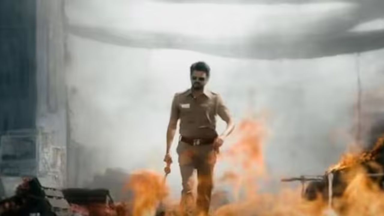 Jana Nayagan : ದಳಪತಿ ವಿಜಯ್ ‘ಜನ ನಾಯಗನ್’ ಸಿನಿಮಾದಿಂದ ಬಿಗ್‌ ಅಪ್‌ಡೇಟ್‌; ಹೊಸ ಪೋಸ್ಟರ್ ಔಟ್‌, ರಿಲೀಸ್‌ ಯಾವಾಗ? - Image 4