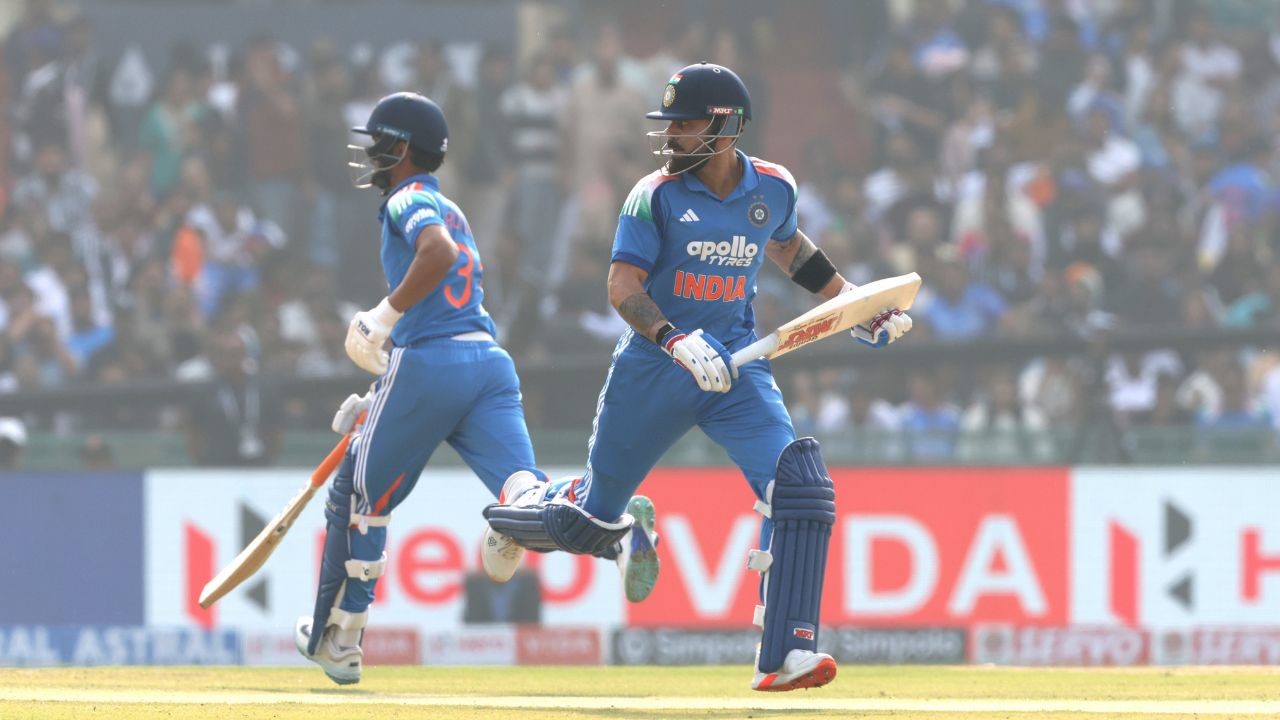 ಸಚಿನ್‌-ಕಾರ್ತಿಕ್‌ ದಾಖಲೆ ಮುರಿದ ಕೊಹ್ಲಿ-ಗಾಯಕ್ವಾಡ್‌ ಜೋಡಿ!