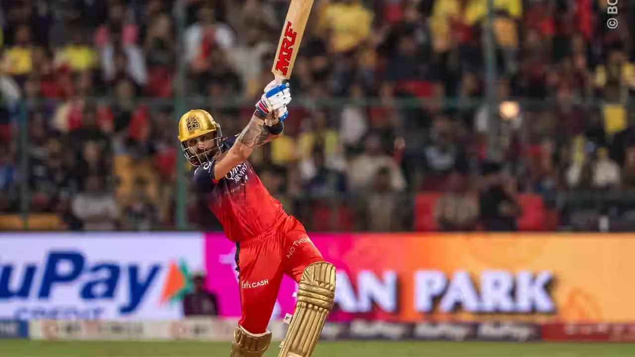 IPL 2025: ಆರ್ಸಿಬಿ ಪರ 300 ಸಿಕ್ಸರ್ ಸಿಡಿಸಿ ವಿಶ್ವ ದಾಖಲೆ ಬರೆದ ವಿರಾಟ್ ಕೊಹ್ಲಿ! - Image 4