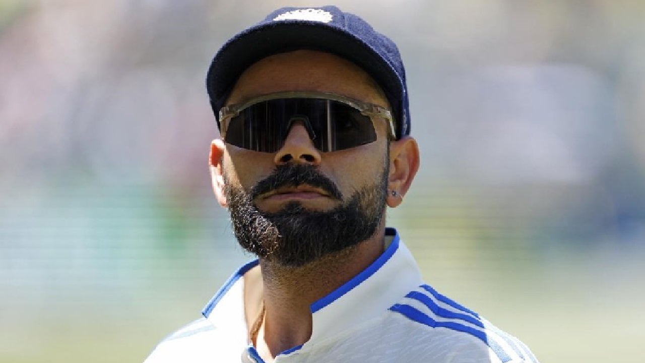 ಟೆಸ್ಟ್ ಕ್ರಿಕೆಟ್ನಲ್ಲಿ ಬ್ಯಾಟಿಂಗ್ ನಿಲ್ಲಿಸಿದ ವಿರಾಟ್ ಕೊಹ್ಲಿ!
