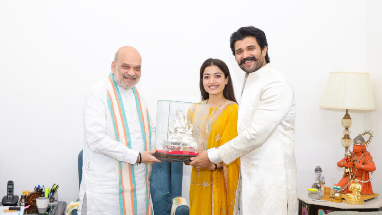 ಪ್ರಧಾನಿ ಮೋದಿ ಭೇಟಿಯಾದ ವಿರೋಶ್‌ ಜೋಡಿ;  ರಿಸೆಪ್ಶನ್​ಗೆ ಆಹ್ವಾನ - Image 5