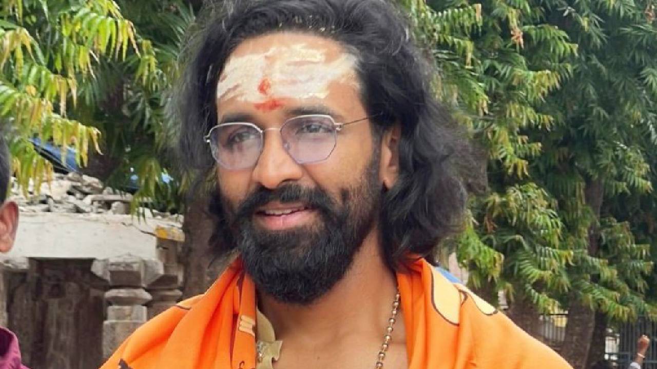 ಜ್ಯೋತಿರ್ಲಿಂಗಗಳ ದರ್ಶನ ಮಾಡಿದ ʼಕಣ್ಣಪ್ಪʼ ನಟ ವಿಷ್ಣು ಮಂಚು