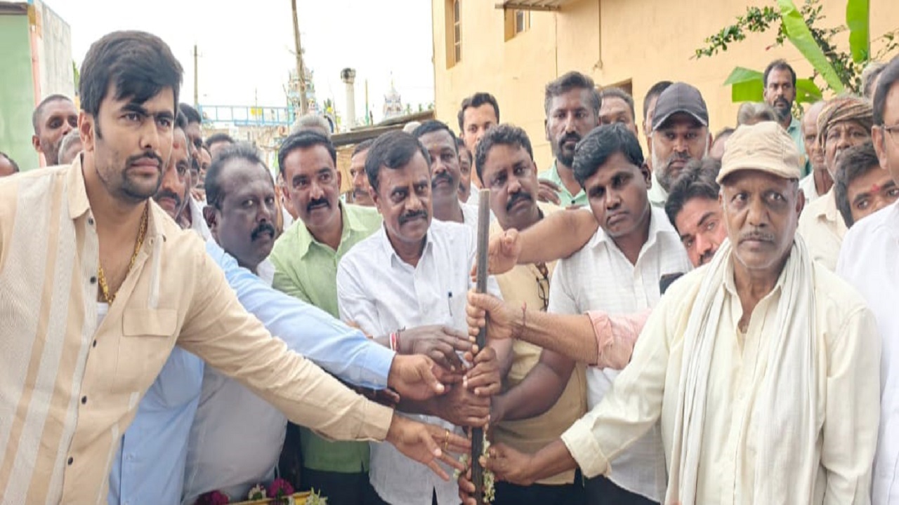 31 ಕೋಟಿ ವೆಚ್ಚದ ಕಾಮಗಾರಿಗೆ ಶಾಸಕ ಎಸ್ ಆರ್ ಶ್ರೀನಿವಾಸ್ ಭೂಮಿ ಪೂಜೆ