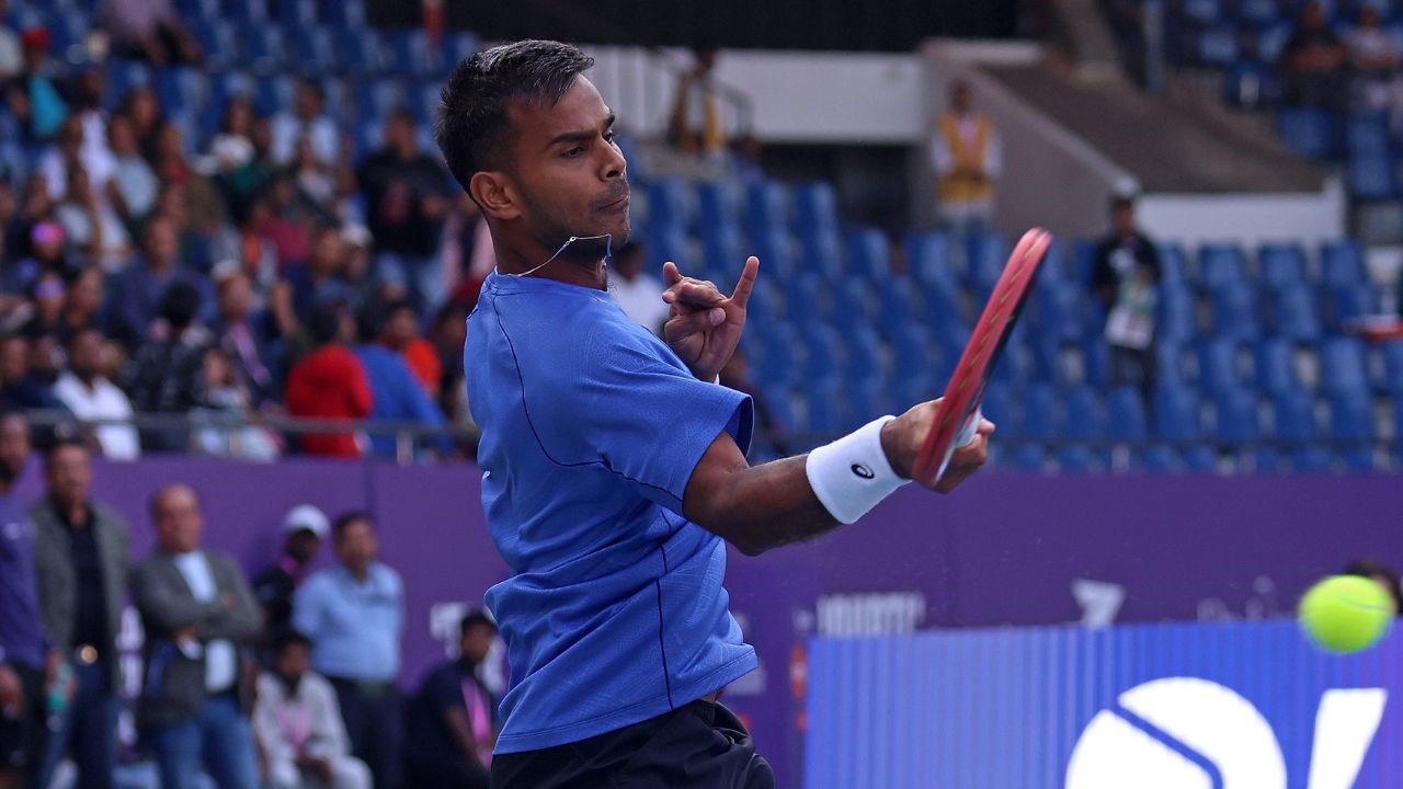 ಎಒಎಸ್‌ ಈಗಲ್ಸ್‌ಗೆ ಭರ್ಜರಿ ಗೆಲುವು-ಶ್ರೀವಲ್ಲಿ, ಸುಮಿತ್‌ ನಾಗಲ್ ಮಿಂಚು!