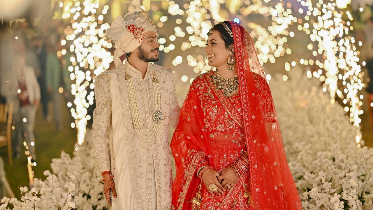 Wedding Fashion 2025: ಮದುವೆಯ ಸಂಭ್ರಮದ ಸಿಂಗಾರಕ್ಕೆ ಇಲ್ಲಿವೆ ಸಿಂಪಲ್ ಟಿಪ್ಸ್