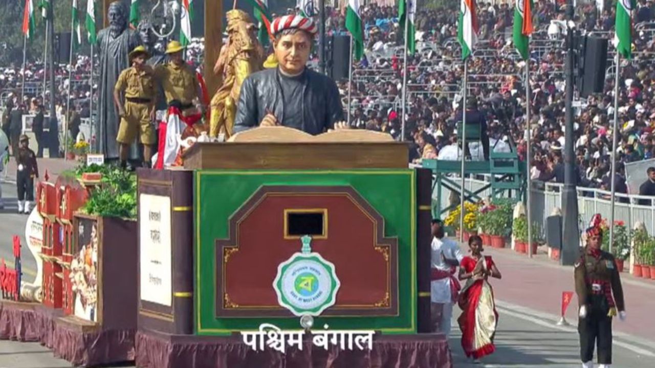 Republic Day Tableau: ಗಣರಾಜ್ಯೋತ್ಸವಕ್ಕೆ ಮೆರಗು ತಂದ ಸ್ತಬ್ಧಚಿತ್ರಗಳು; ಇಲ್ಲಿದೆ ನೋಡಿ ಫೋಟೊ ಗ್ಯಾಲರಿ - Image 6