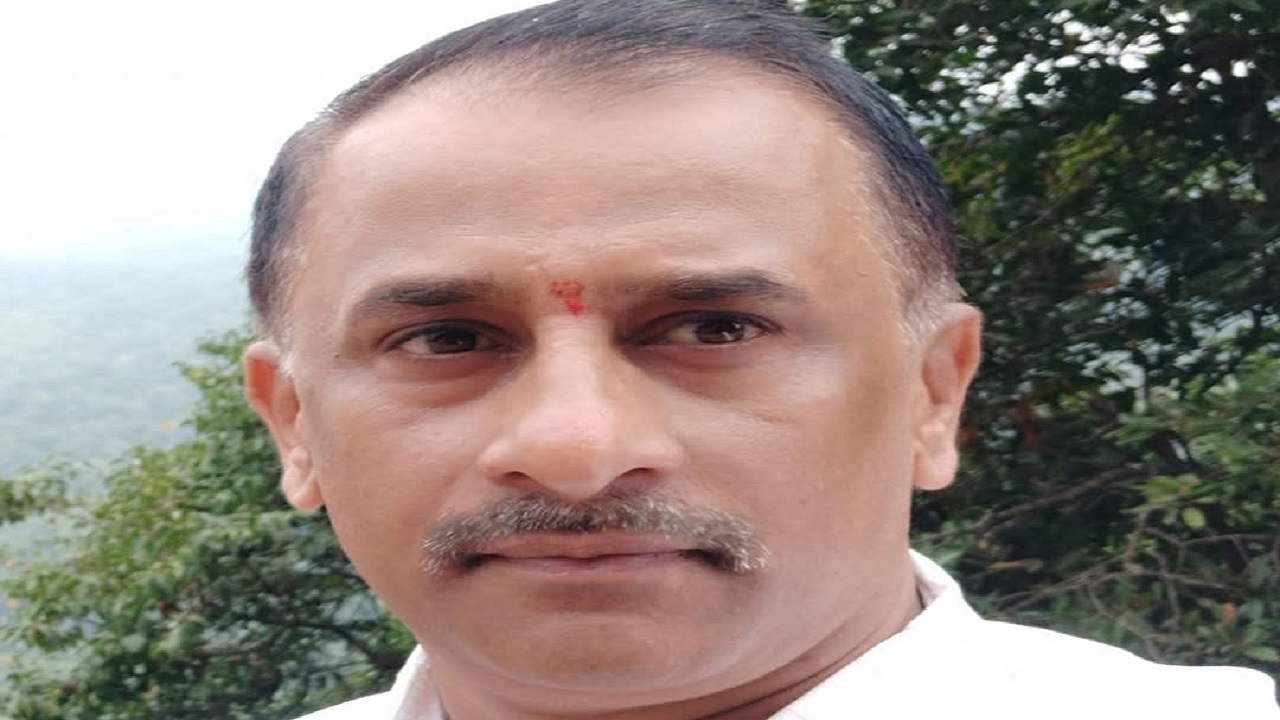 Sirsi News: ಕಾಂಗ್ರೆಸ್ ನಾಯಕರ ದ್ವಂದ್ವ ನೀತಿಯ ಹೇಳಿಕೆಗಳು ಸಮಾಜದ ದಿಕ್ಕು ತಪ್ಪಿಸುವ ಪ್ರಯತ್ನ