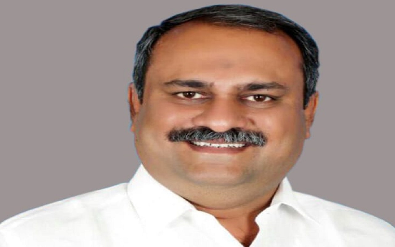 ಅಂಬೇಡ್ಕರ್-ಗಾಂಧಿ ಪುತ್ಥಳಿ ಅನಾವರಣ