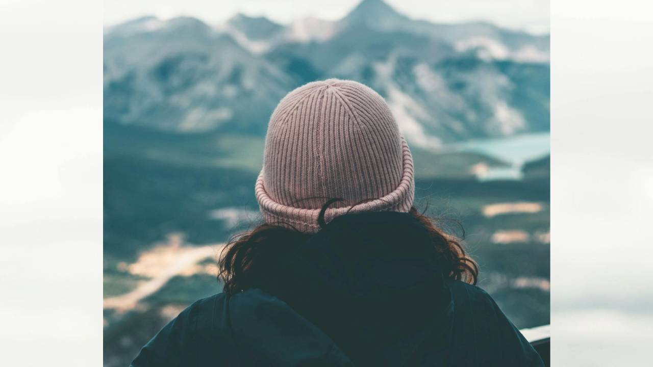 Winter Fashion 2025: ವಿಂಟರ್ ಫ್ಯಾಷನ್ಗೆ ಸೇರಿದ ವೈವಿಧ್ಯಮಯ ಉಲ್ಲನ್ ಟೋಪಿಗಳು - Image 2