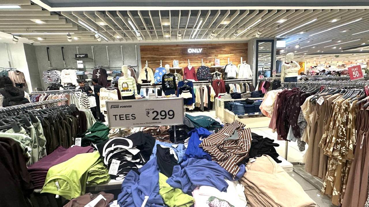 Winter Shopping 2025: ಮಾಲ್‌ಗಳಲ್ಲಿ ಆರಂಭವಾಯ್ತು 2025ರ ಇಯರ್ ಎಂಡ್ ಸೇಲ್