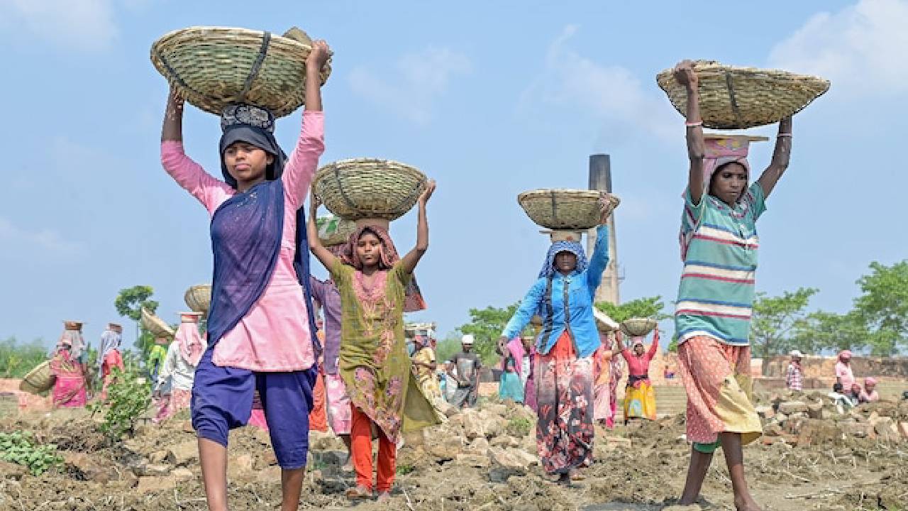ಕೇಂದ್ರದಿಂದ ಹೊಸ ಗ್ರಾಮೀಣ ಉದ್ಯೋಗ ಮಸೂದೆ ಜಾರಿ ಸಾಧ್ಯತೆ