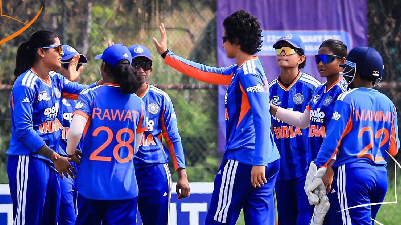 ರಾಧಾ ಆಲ್‌ರೌಂಡ್‌ ಪ್ರದರ್ಶನ ಲಂಕಾ ವಿರುದ್ಧ ಭಾರತಕ್ಕೆ 5 ವಿಕೆಟ್‌ ಜಯ