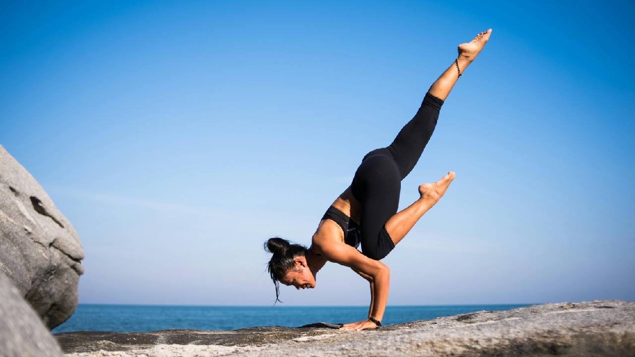 Yoga Fashionwears 2025: ಯೋಗ ಪ್ರಿಯರಿಗೂ ಬಂತು ಟ್ರೆಂಡಿ ಫ್ಯಾಷನ್ ವೇರ್ಸ್ - Image 1