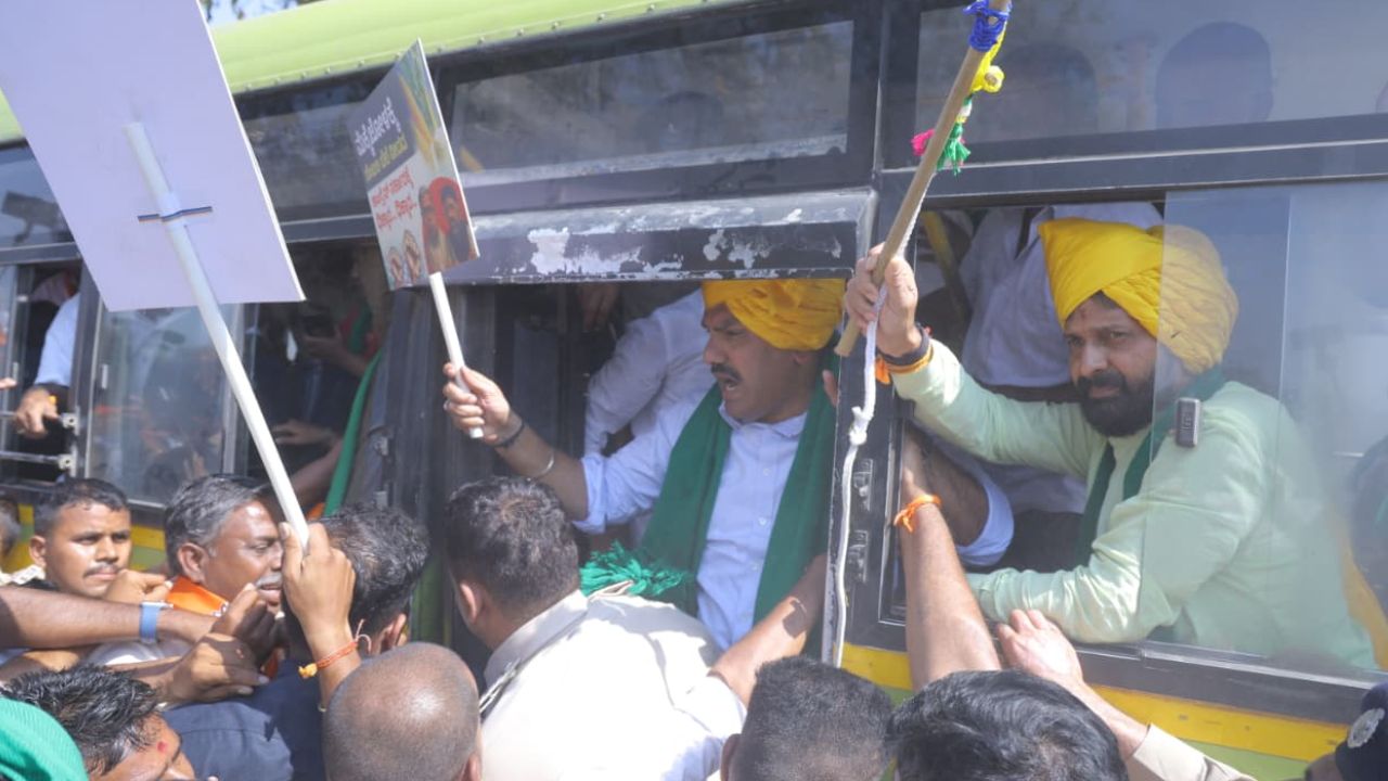 BJP Protest: ರಾಜ್ಯ ಸರ್ಕಾರದ ಆಡಳಿತ ವೈಖರಿಗೆ ಆಕ್ರೋಶ; ಬೆಳಗಾವಿಯಲ್ಲಿ ಬಿಜೆಪಿ ಬೃಹತ್‌ ಪ್ರತಿಭಟನೆ - Image 2