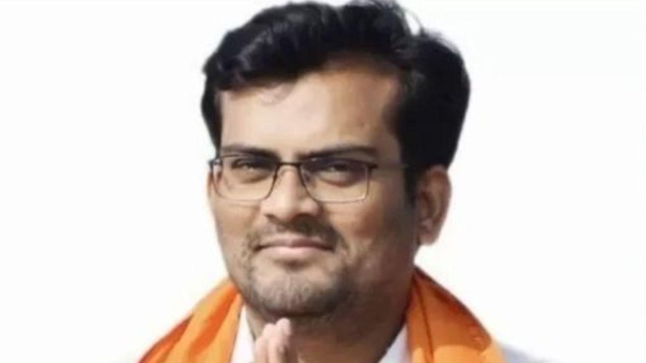 5 ಲಕ್ಷ ಲಂಚ ಸ್ವೀಕರಿಸುವ ವೇಳೆ ಲೋಕಾಯುಕ್ತ ಬಲೆಗೆ ಬಿದ್ದ ಬಿಜೆಪಿ ಶಾಸಕ ಡಾ. ಚಂದ್ರು ಲಮಾಣಿ