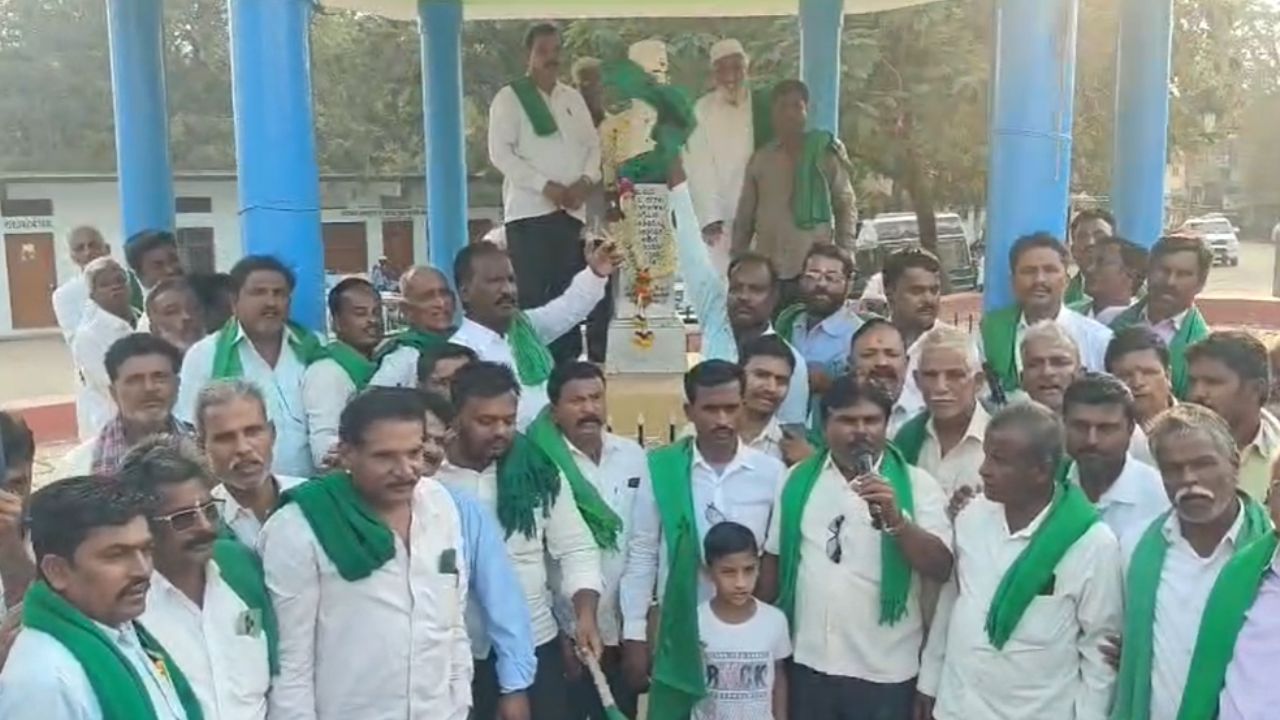 Maize Procurement: ಮೆಕ್ಕೆಜೋಳ ಖರೀದಿ ಮಿತಿ 50 ಕ್ವಿಂಟಲ್‌ಗೆ ಹೆಚ್ಚಿಸಿದ ರಾಜ್ಯ ಸರ್ಕಾರ; ಹಾವೇರಿಯಲ್ಲಿ ರೈತರ ಸಂಭ್ರಮಾಚರಣೆ