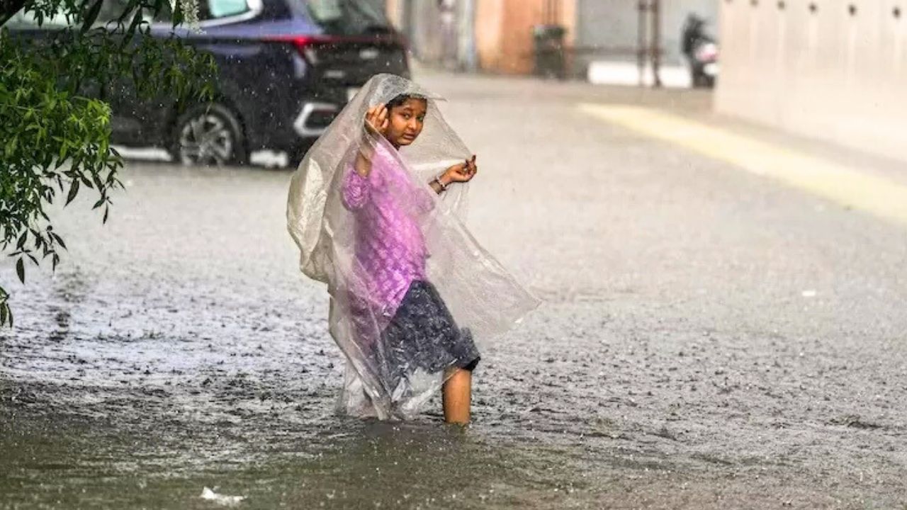 ಇಂದಿನ ಹವಾಮಾನ; ರಾಜ್ಯದ ಕರಾವಳಿ ಜಿಲ್ಲೆಗಳಲ್ಲಿ ಅಬ್ಬರಿಸಲಿದ್ದಾನೆ ವರುಣ!