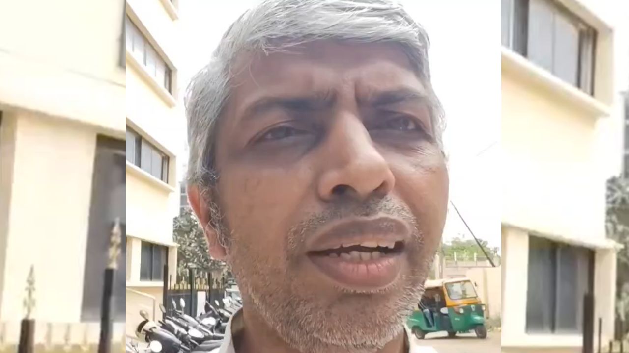 Language Row: ಬೆಂಗಳೂರಲ್ಲಿ ಕನ್ನಡ ಮಾತಾಡೋದೇ ತಪ್ಪಾ?; ಪ್ರಶ್ನೆಗೆ ಕನ್ನಡದಲ್ಲಿ ಉತ್ತರಿಸಿದ ಉಪನ್ಯಾಸಕ ವಜಾ!