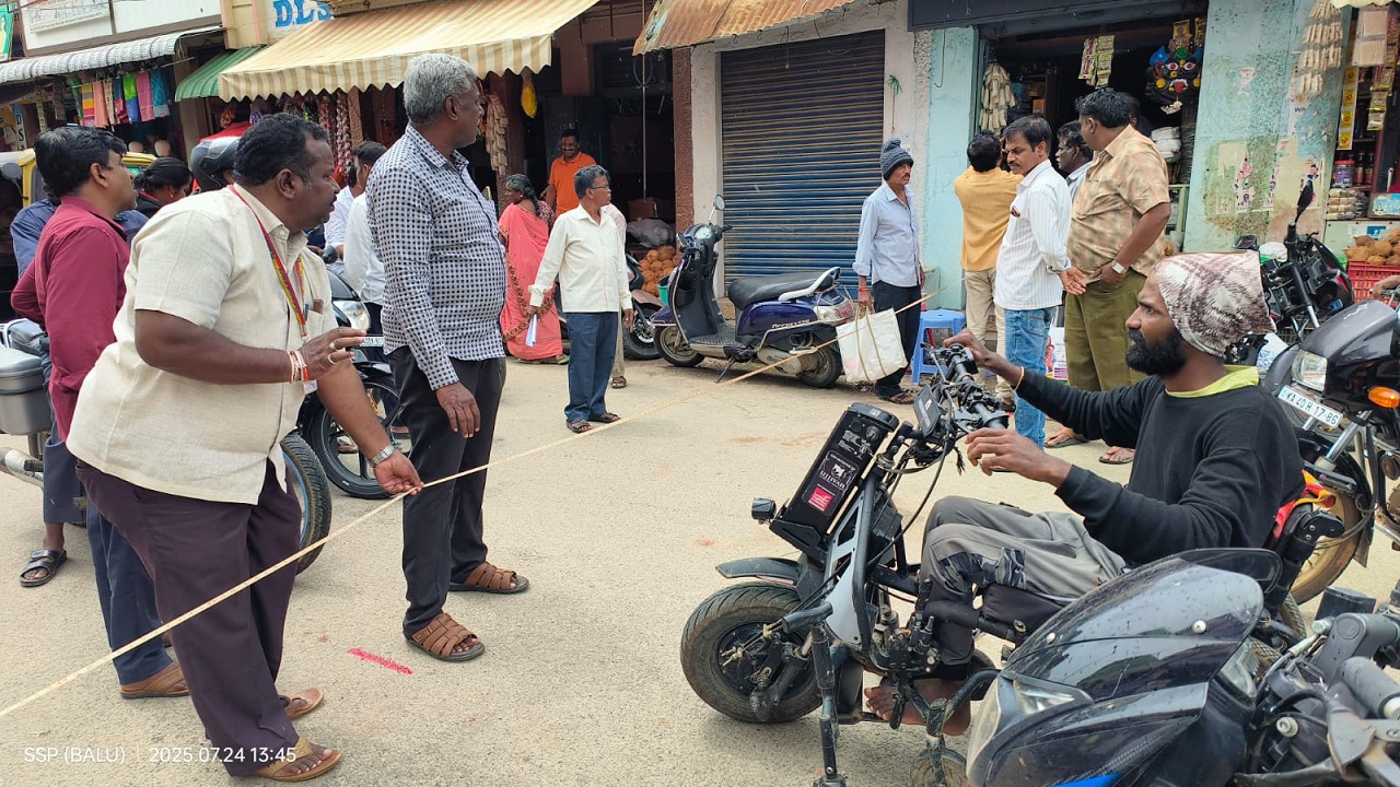 Chikkaballapur News: ಬಜಾರ್ ರಸ್ತೆ , ಗಂಗಮ್ಮಗುಡಿ ರಸ್ತೆ ಅಗಲೀಕರಣ ಪ್ರಕ್ರಿಯೆಗೆ ಆಯುಕ್ತರಿಂದ ಜೀವಂತಿಕೆ
