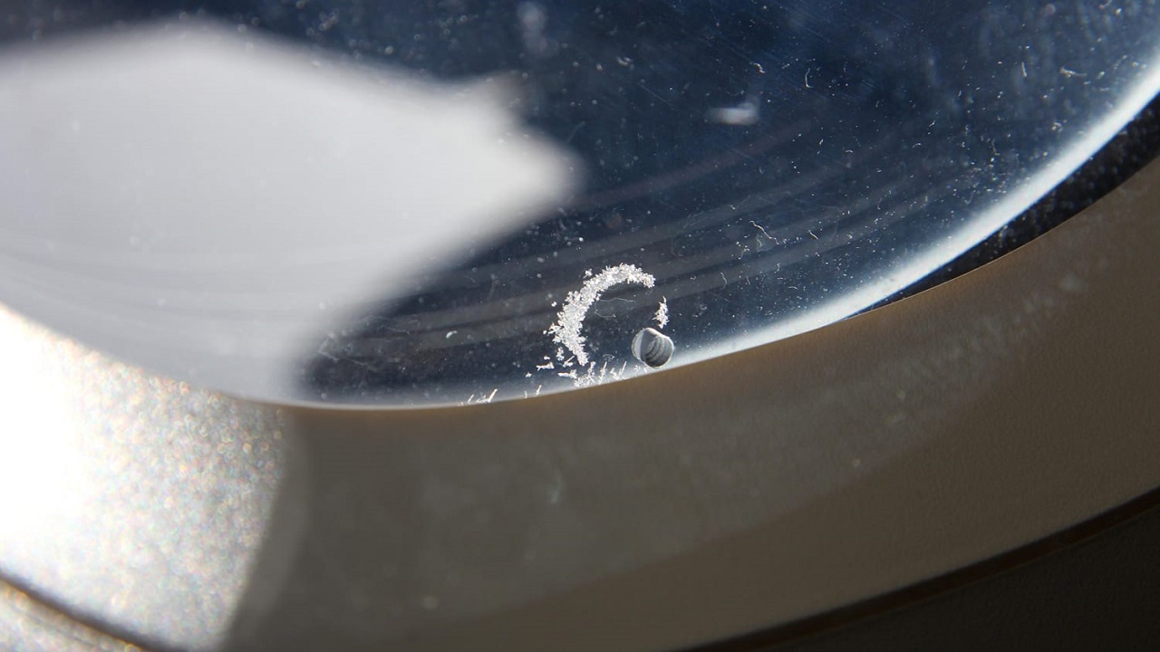 Vishweshwar Bhat Column: ಕಿಟಕಿಯ ರಂಧ್ರದ ಮಹತ್ವ