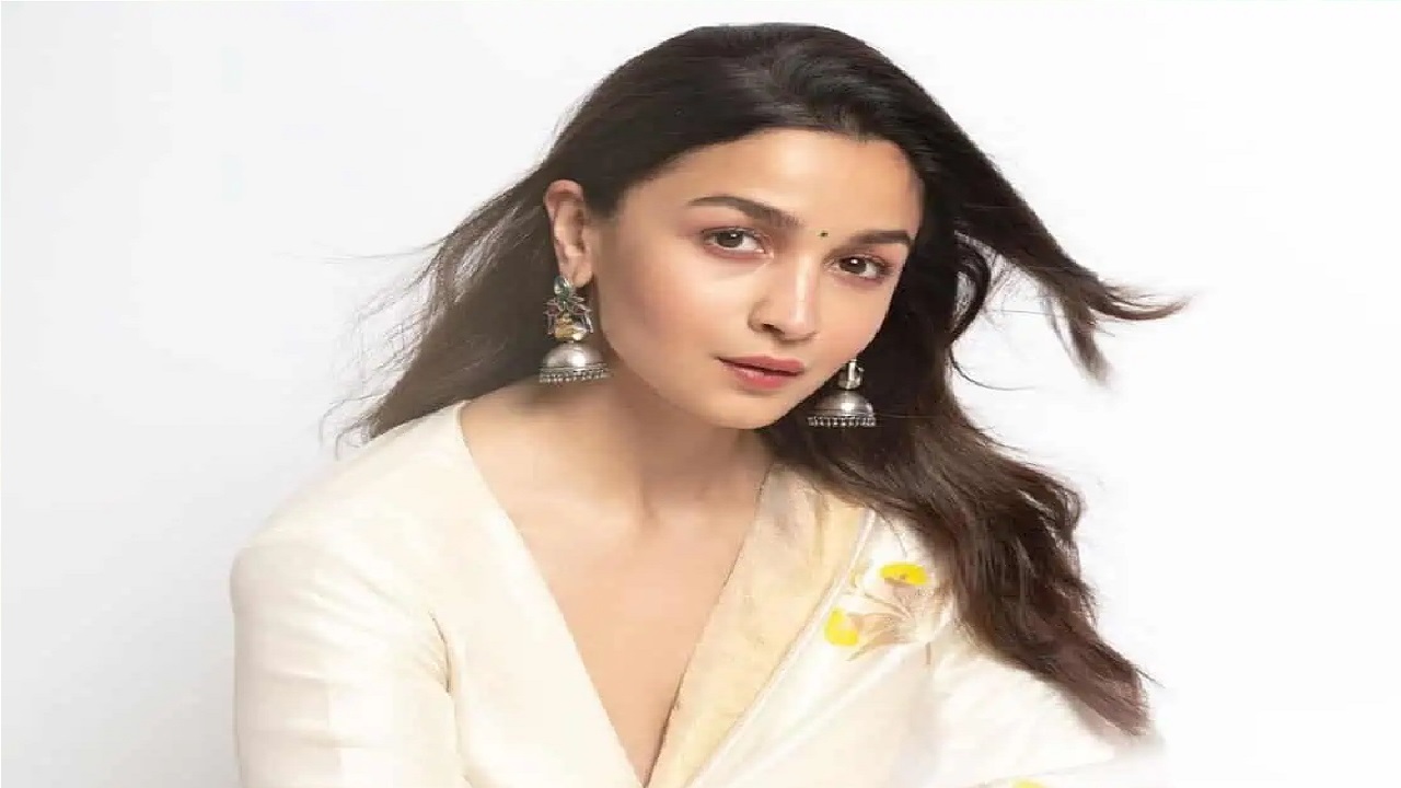 Bollywood Actors: ಸಸ್ಯಾಹಾರವನ್ನೇ ಇಷ್ಟಪಡುವ ಬಾಲಿವುಡ್ ಸೆಲೆಬ್ರಿಟಿಗಳು ಇವರು - Image 3
