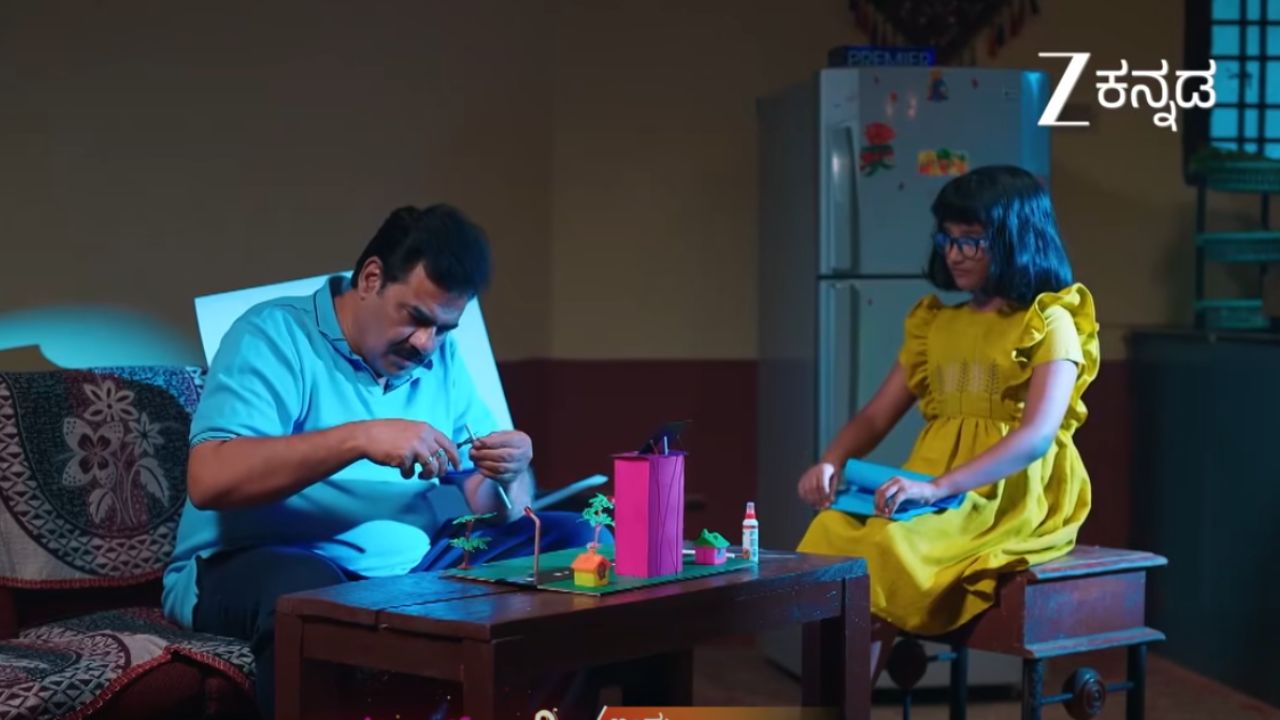 Amruthadhaare Serial: ಮಿಂಚು, ಅಪ್ಪು ಜೊತೆ ಮಗು ಆದ ಗೌತಮ್‌ ! ಆಕಾಶ್‌ಗೆ 'ಅಪ್ಪ' ಅಂದ್ರೆನೇ ಆಕಾಶ - Image 2