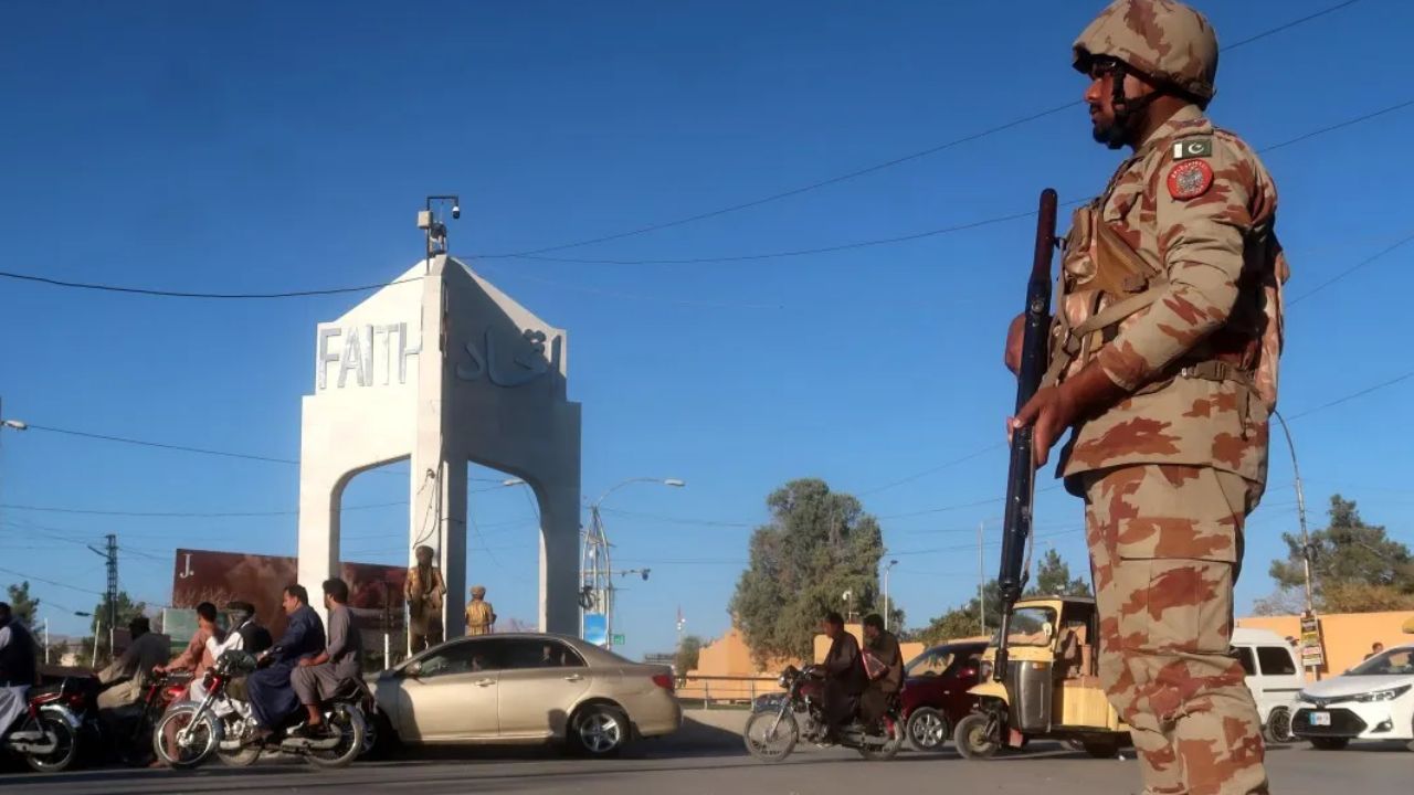 ಪಾಕಿಸ್ತಾನಿ ಸೈನಿಕರ ಮೇಲೆ ಬಿಎಲ್ಎ ಡೆಡ್ಲಿ ಅಟ್ಯಾಕ್