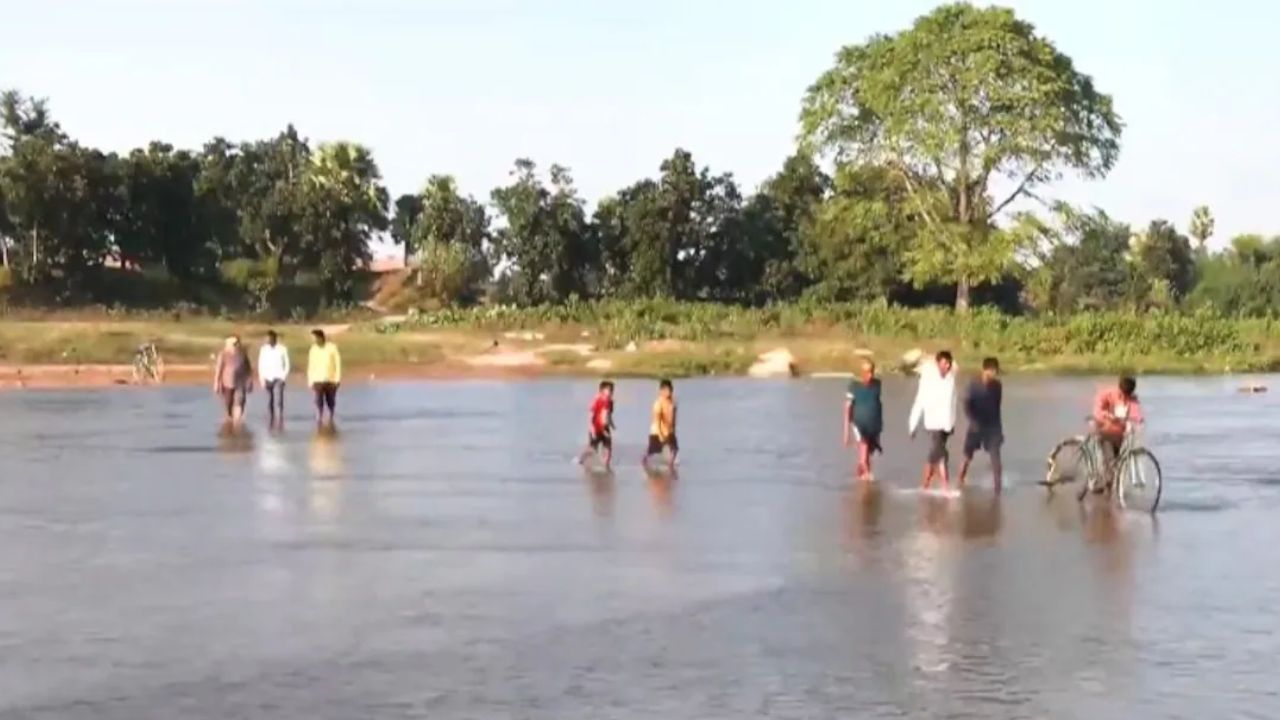 ಸೇತುವೆ ಇಲ್ಲ, ಮತದಾನ ಕೂಡ ಮಾಡೋದಿಲ್ಲ