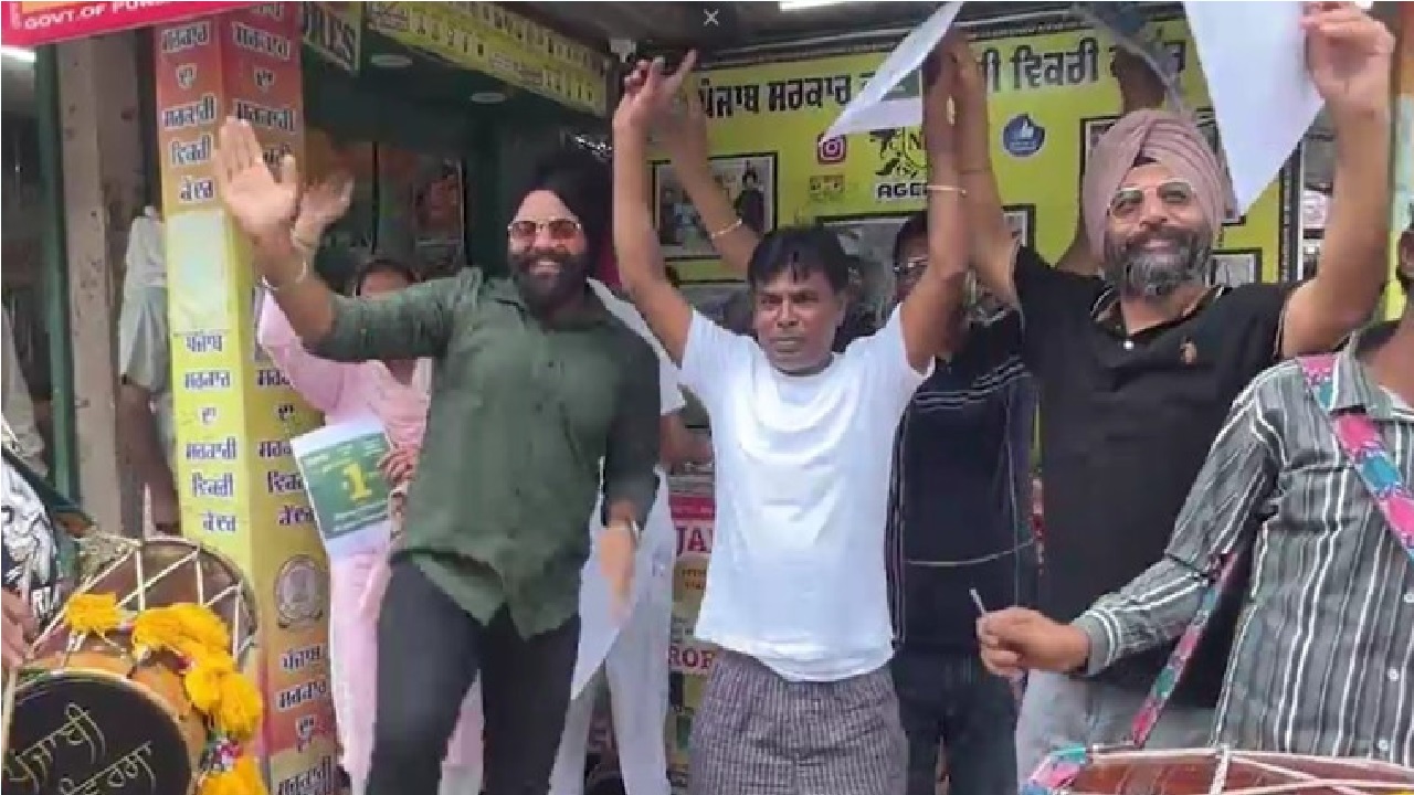 ರಾತ್ರೋರಾತ್ರಿ ಕೋಟ್ಯಧಿಪತಿಯಾದ ಕೂಲಿ ಕಾರ್ಮಿಕ!