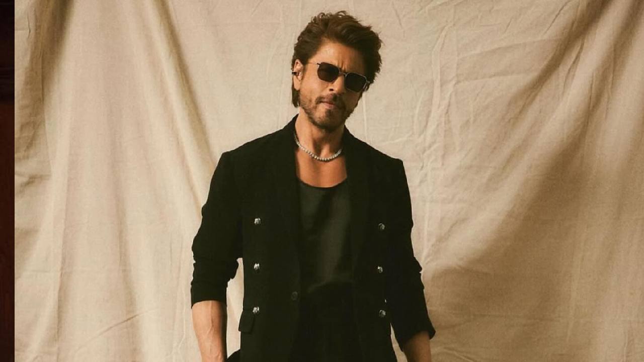 Shah Rukh Khan: ಮೆಟ್ಗಾಲಾ ರೆಡ್ ಕಾರ್ಪೆಟ್ಗೆ ಶಾರುಖ್ ಎಂಟ್ರಿ ನೀಡಲಿದ್ದಾರಾ..? ಇಲ್ಲಿವೆ ಕಿಂಗ್ಖಾನ್ ಹ್ಯಾಂಡ್ಸಮ್ ಲುಕ್! - Image 3