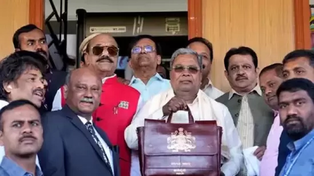 Karnataka Budget 2025: ಇಂದು ರಾಜ್ಯ ಬಜೆಟ್‌ ಮಂಡನೆ: ಗಾತ್ರ ರೂ.4 ಲಕ್ಷ ಕೋಟಿ ಸಾಧ್ಯತೆ