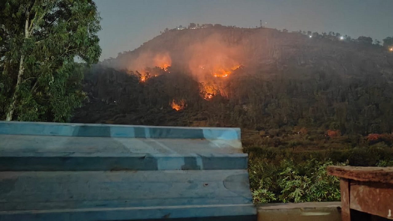 Nandi Hills: ವಿಶ್ವವಿಖ್ಯಾತ ನಂದಿ ಬೆಟ್ಟದಲ್ಲಿ ಬೆಂಕಿಯ ಅನಾಹುತ