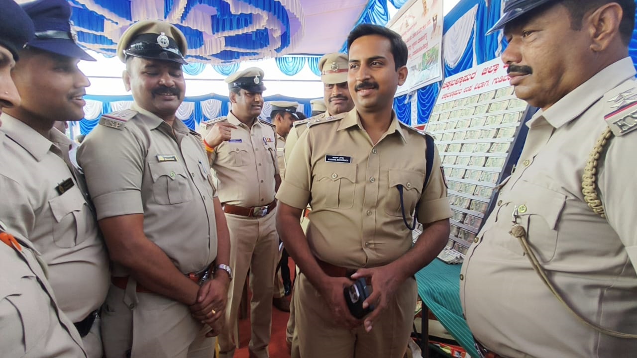 20 ದಿನದಲ್ಲಿ ಸಂಚಾರಿ ನಿಯಮ ಉಲ್ಲಂಘನೆ 58,352 ಪ್ರಕರಣ ದಾಖಲು, 2 ಲಕ್ಷ ದಂಡ ವಸೂಲಿ: ಎಸ್ಪಿ ಕುಶಾಲ್ ಚೌಕ್ಸೆ