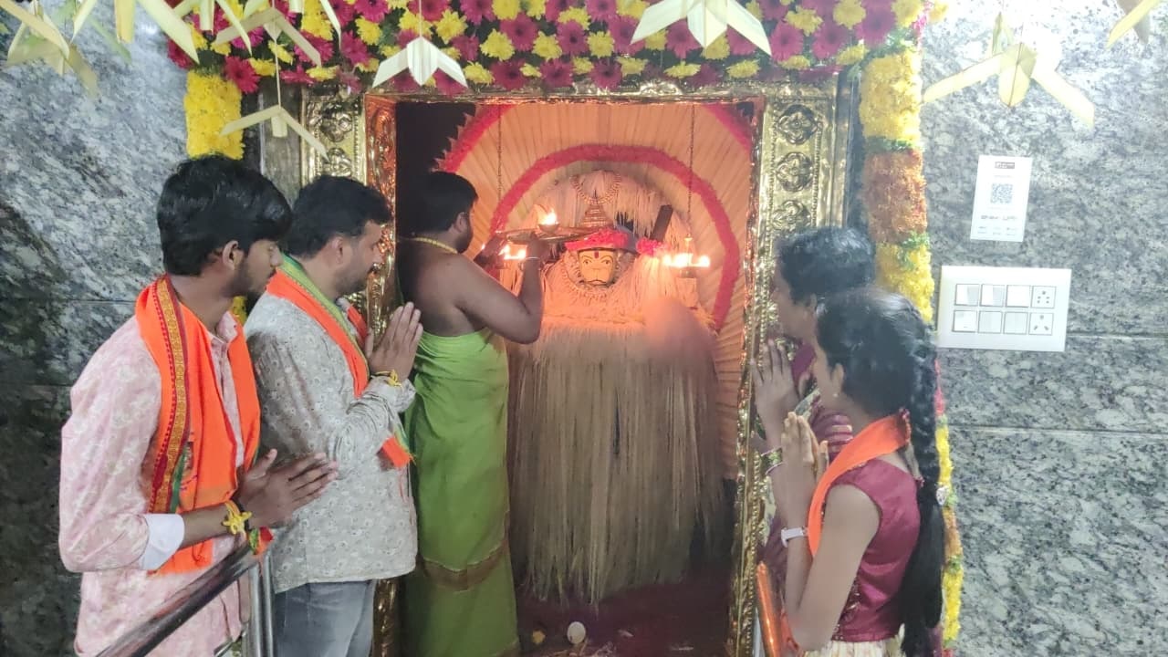 ಸಾಧು ಮಠದಲ್ಲಿ ದತ್ತಾತ್ರೇಯ ಜಯಂತಿ ಸಂಭ್ರಮ