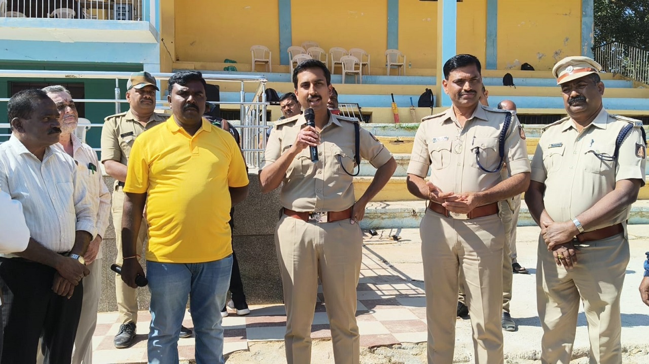 ಮಾಧ್ಯಮ ತಂಡ ಮತ್ತು ಪೊಲೀಸ್ ಇಲಾಖೆ ನಡುವೆ ಸೌಹಾರ್ಧ ಕ್ರಿಕೆಟ್