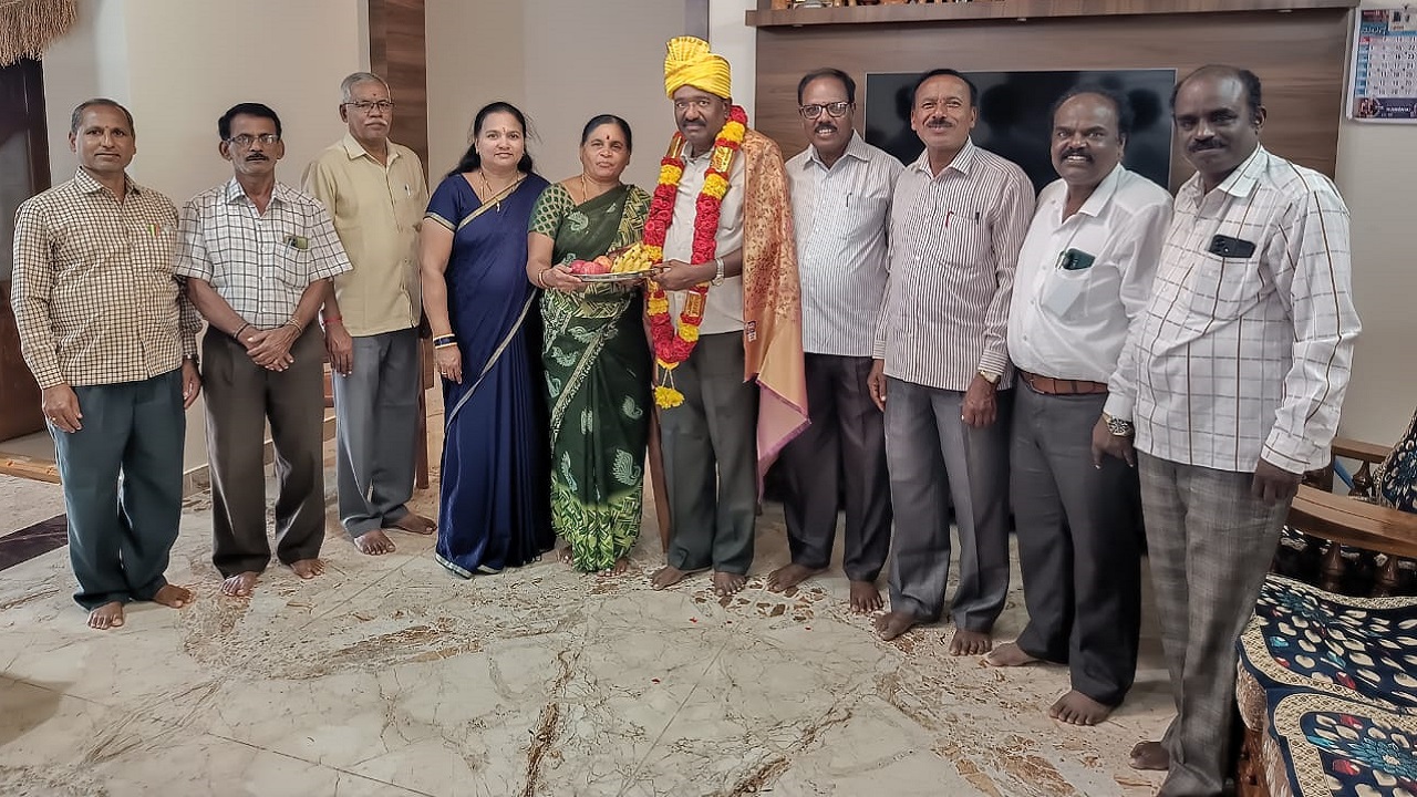 ಜಿಲ್ಲಾ ಉತ್ತಮ ಶಿಕ್ಷಕ ಪ್ರಶಸ್ತಿ ಪಡೆದ ವೆಂಕಟರೆಡ್ಡಿಗೆ ಸನ್ಮಾನ